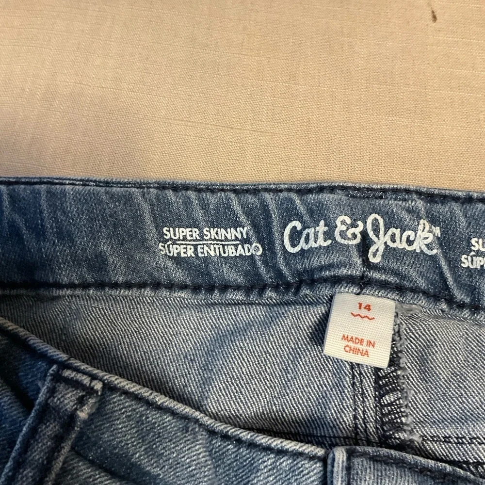 Cat & Jack Women's Cropped Blue Jeans